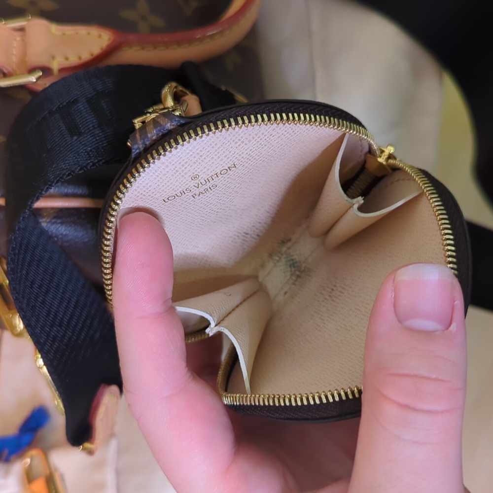 Louis Vuitton Speedy 20 Bandouliere With Strap and Coin Pouch - Picture 15 of 16